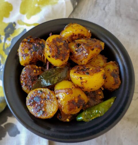 Sri Lankan potato fry (Ala thel dala)