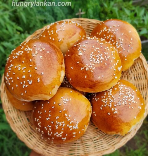 Sri Lankan spicy potato curry buns