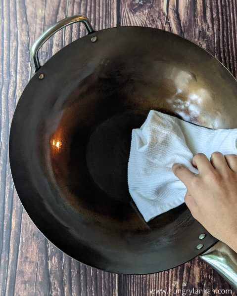 How I seasoned my wok