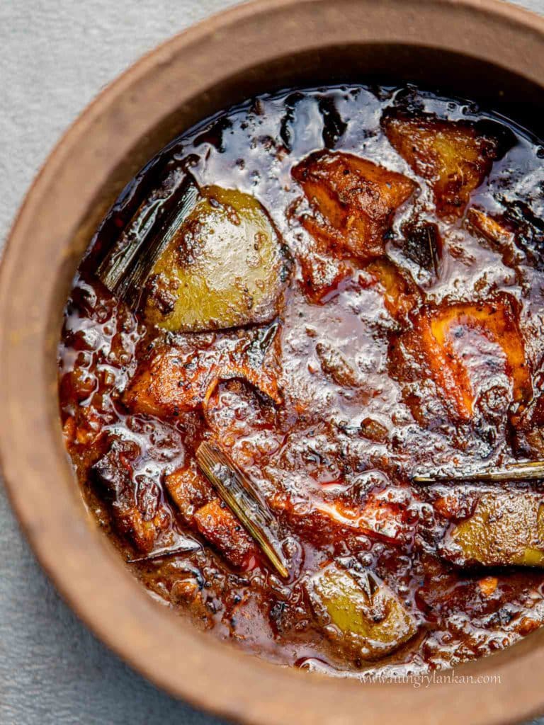 Sri Lankan mango curry