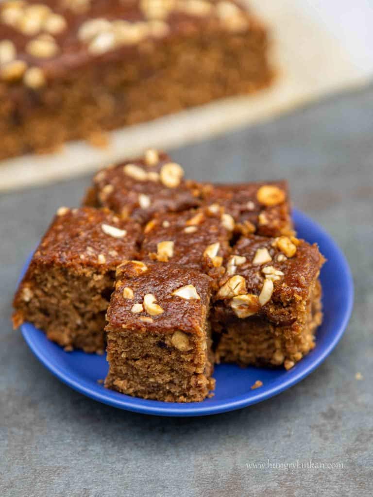 Sri Lankan Pol Cake, Sri Lankan coconut cake