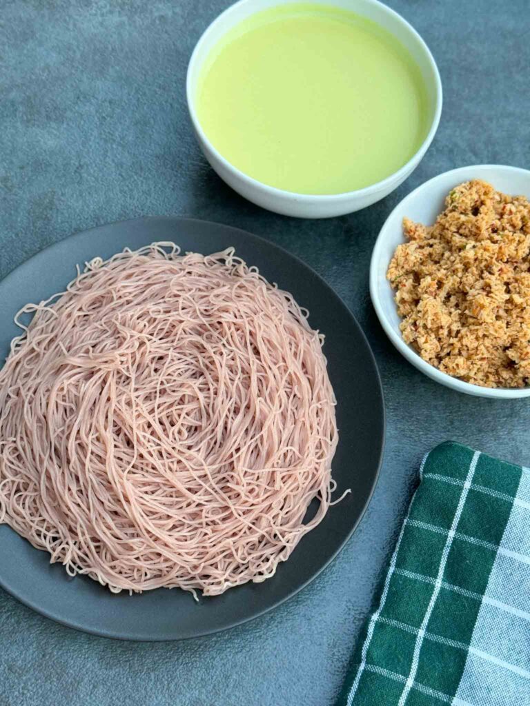 Sri Lankan String hoppers, Nool Puttu, Idiyappam