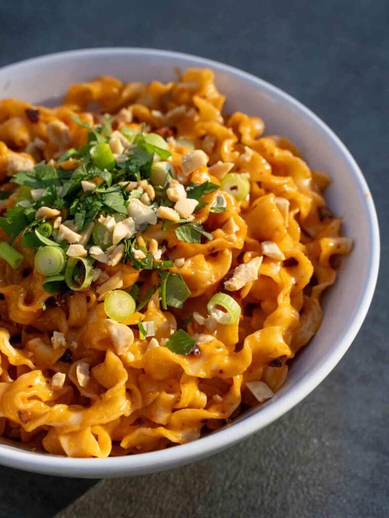 Peanut butter chili oil noodles